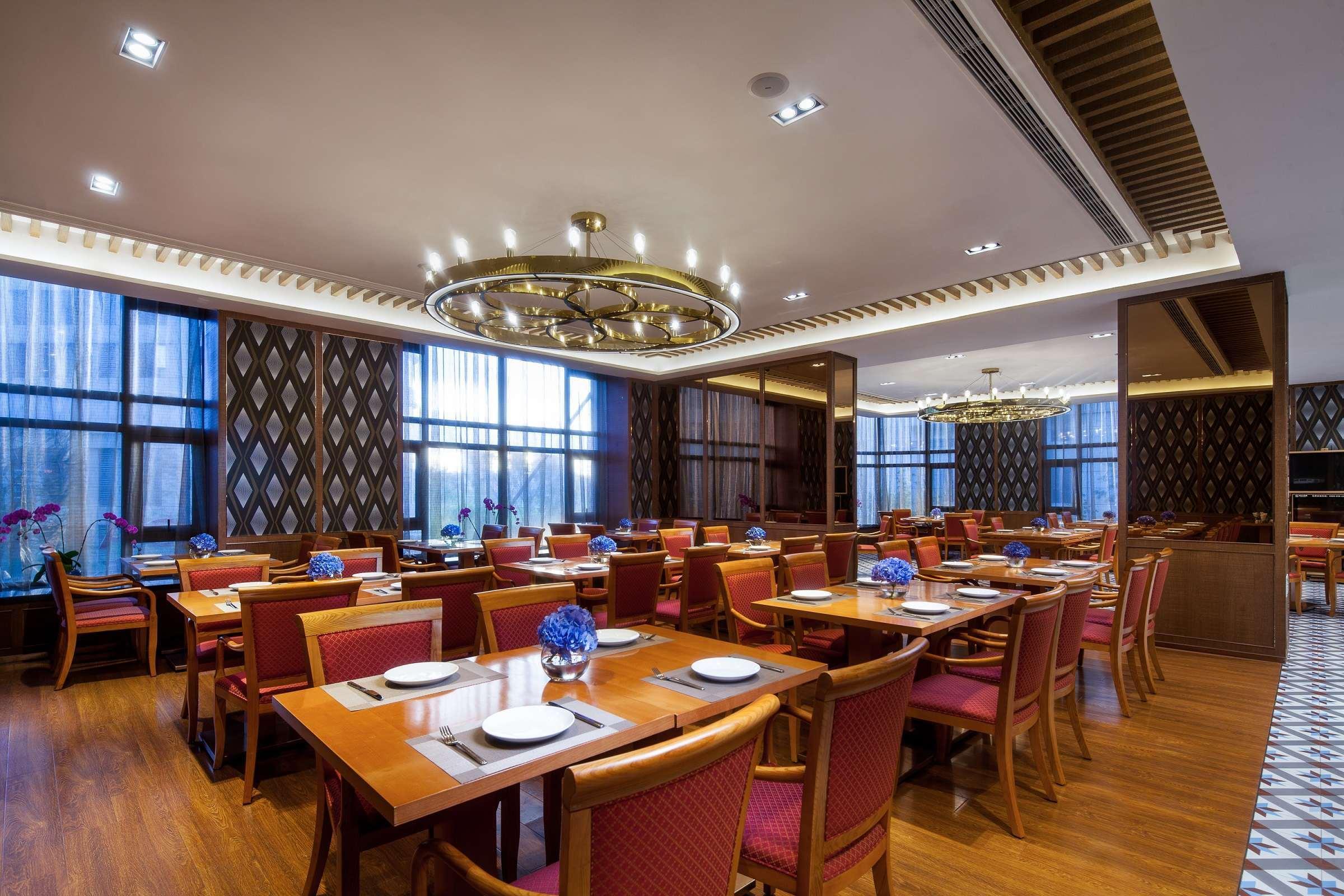 Ramada Shanghai Songjiang Buitenkant foto