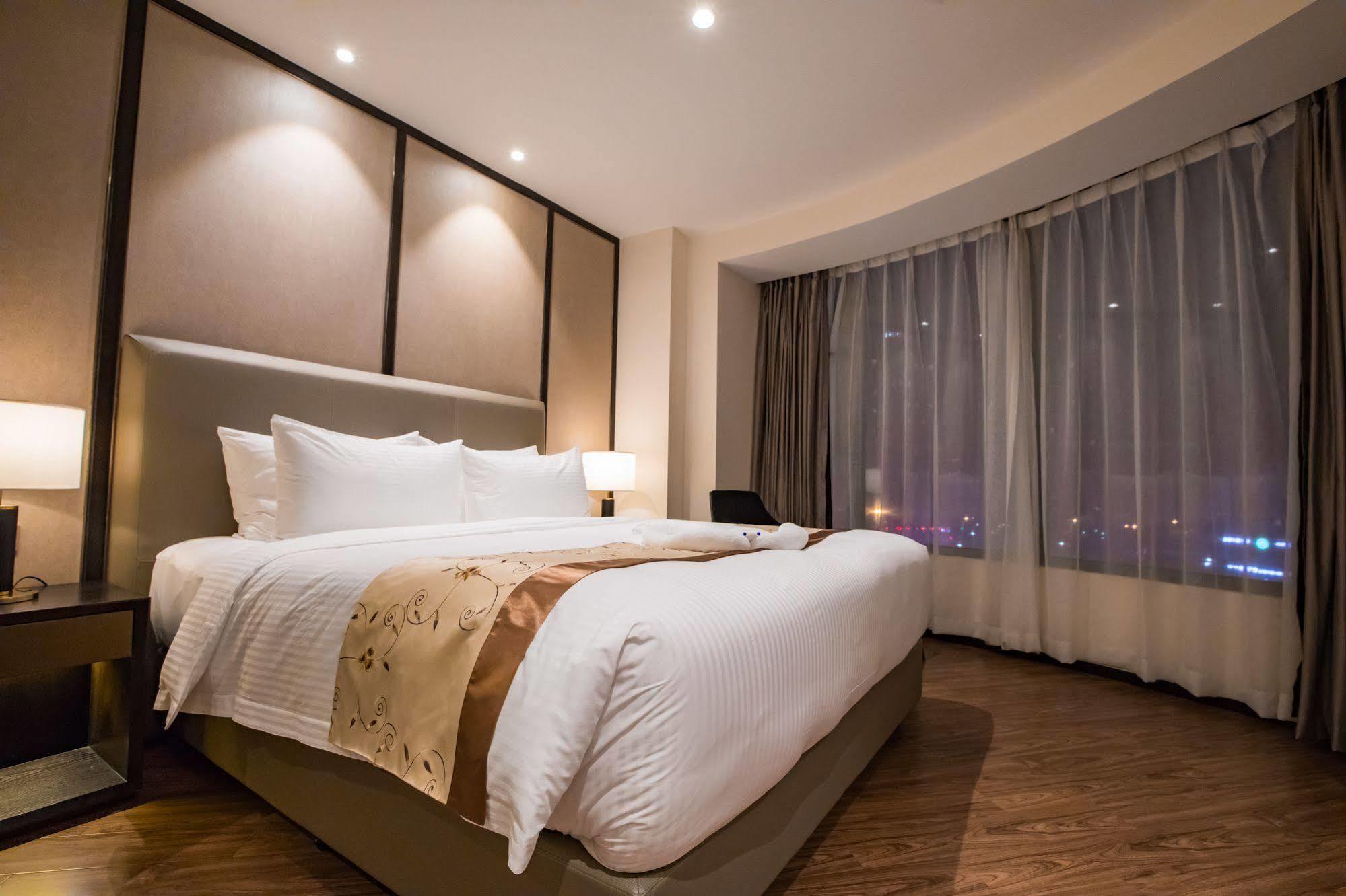 Ramada Shanghai Songjiang Buitenkant foto